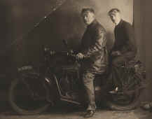 Johannes Karel Petersen op zijn Harley Davidson